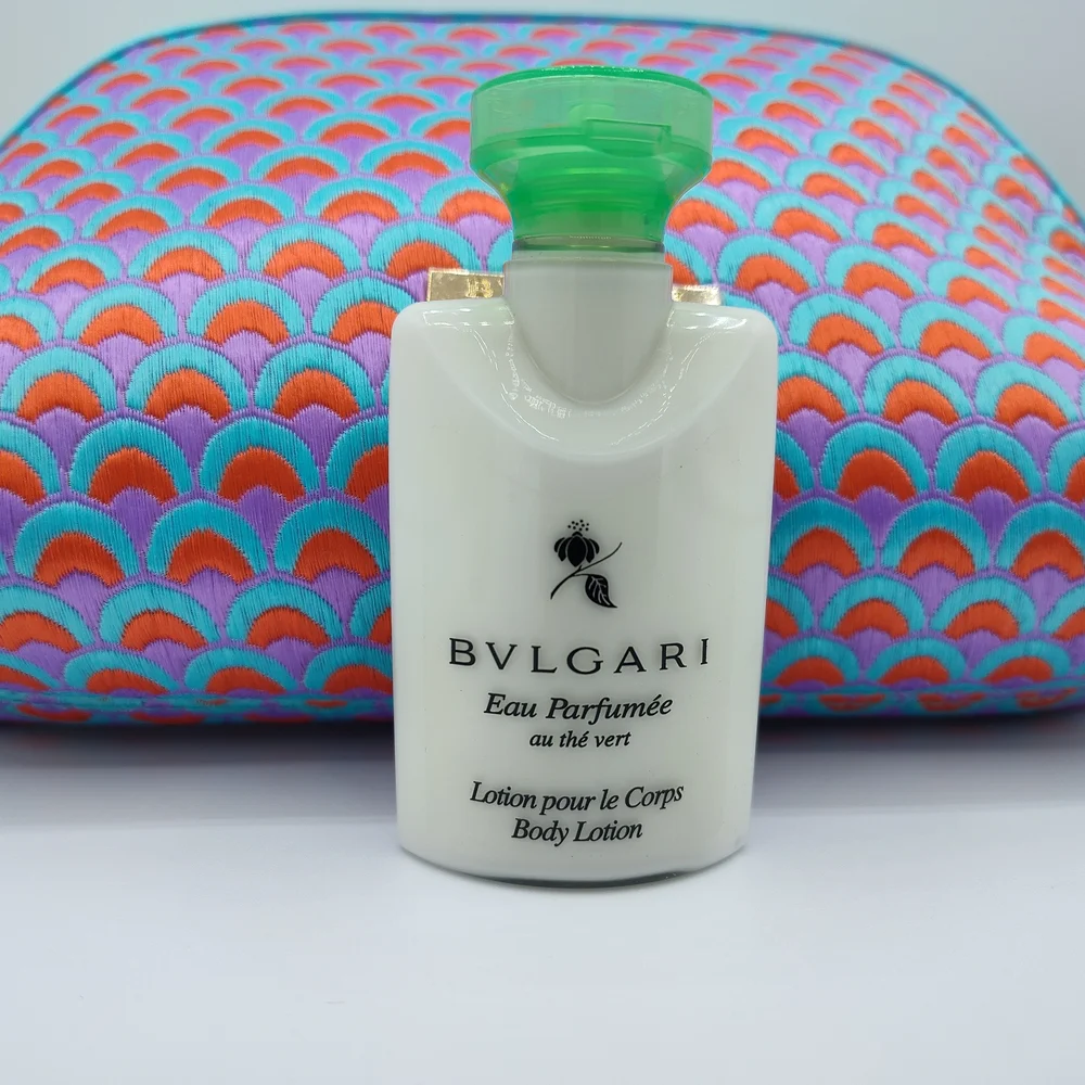 BVLGARI Green Tea Makeup Cosmetic Bag + Lotion Shampoo Conditioner Luxe GWP Set - Picture 7 of 13